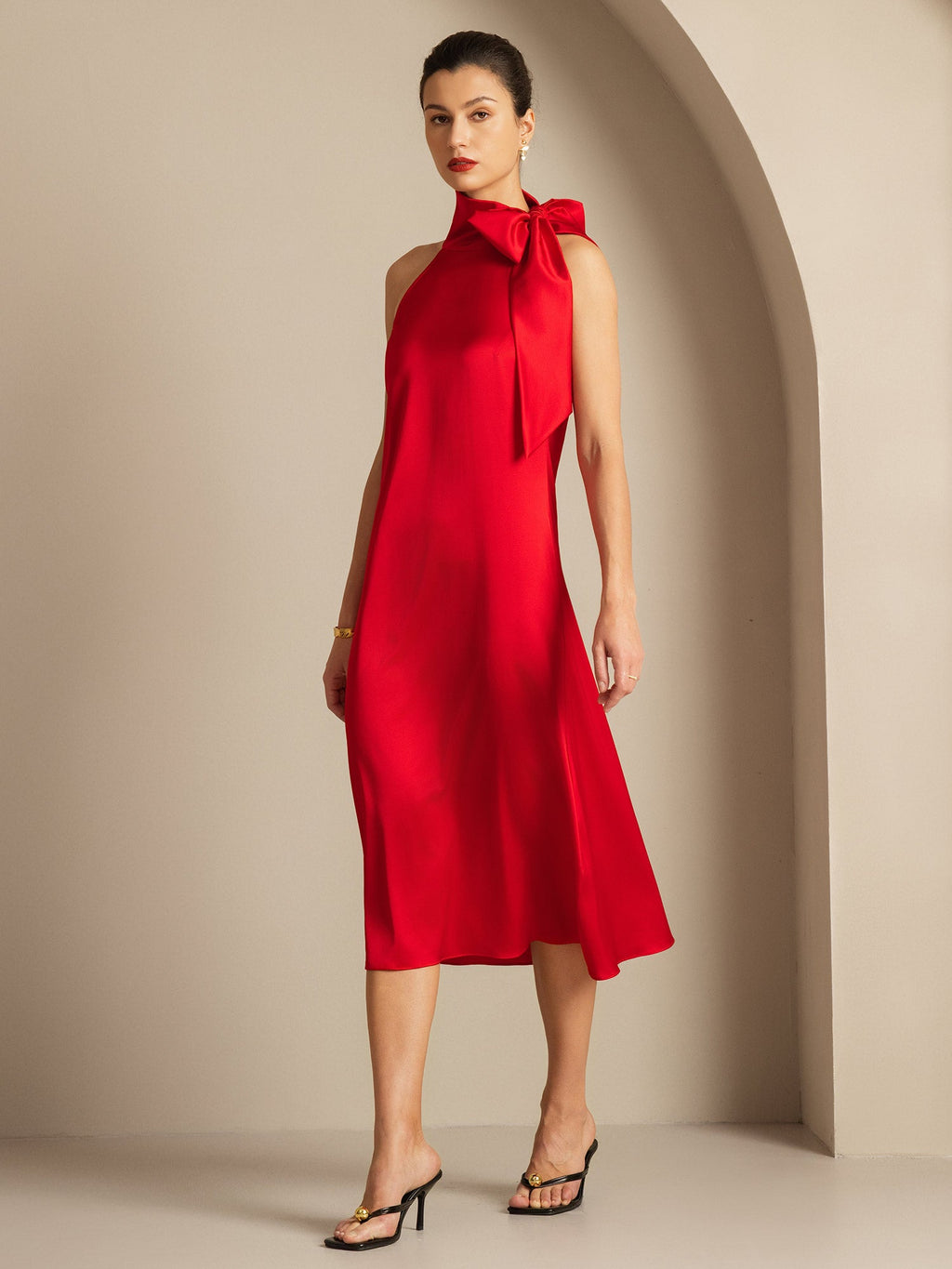 19Momme Seide Schleifenhals Kleid