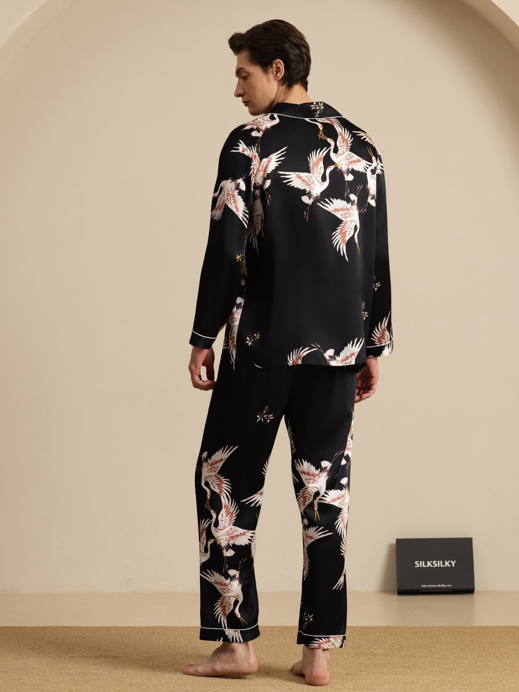 19Momme Reiner Seiden Herren Kranichdruck Langarm Notch Kragen Pyjama Set