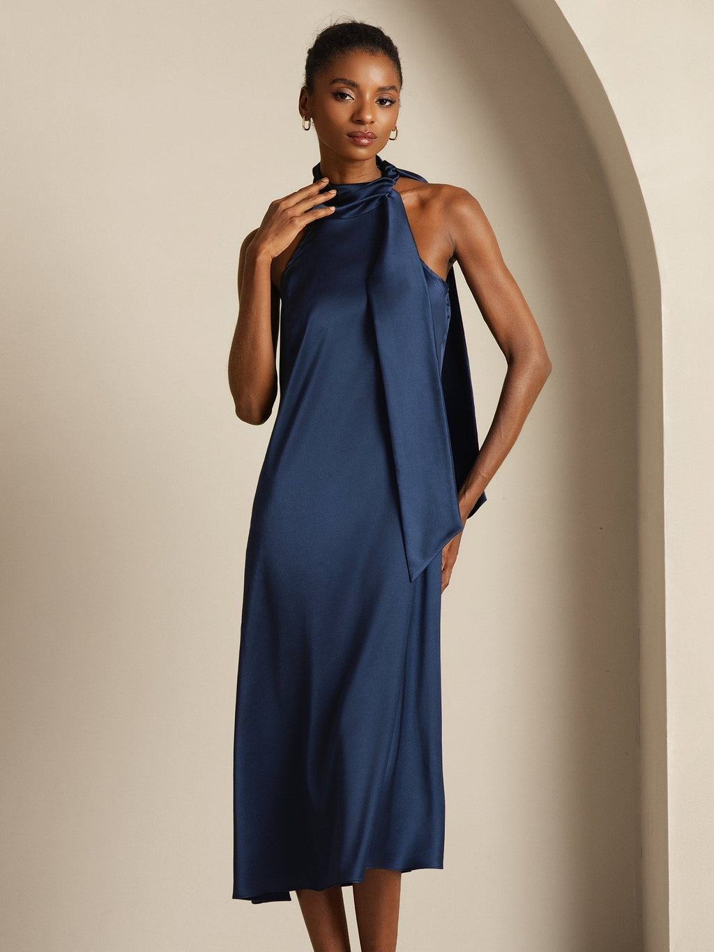 19Momme Seide Schleifenhals Kleid