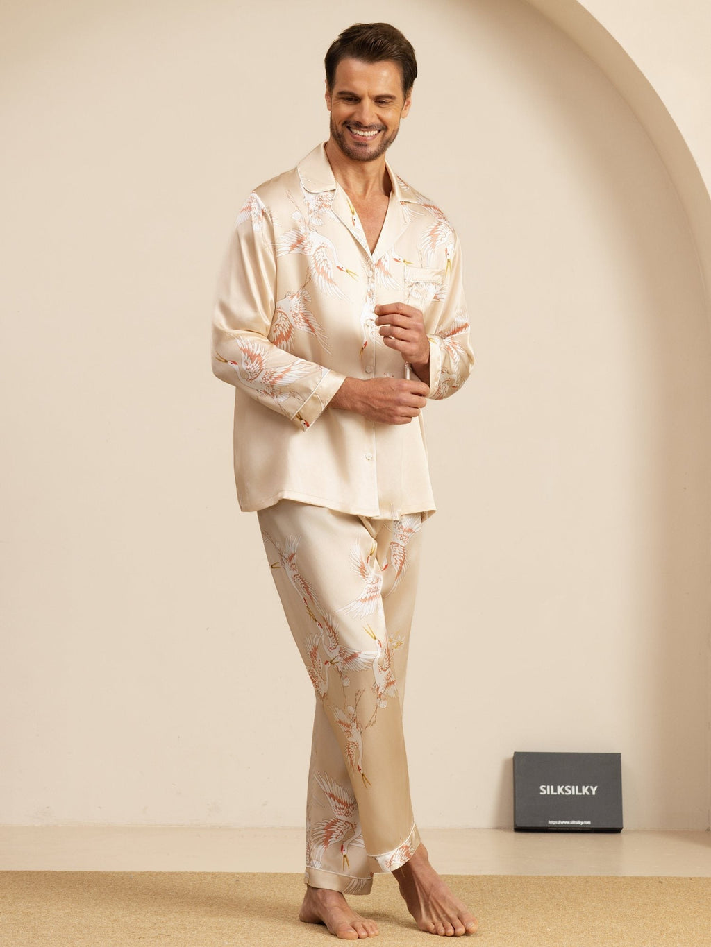 19Momme Reiner Seiden Herren Kranichdruck Langarm Notch Kragen Pyjama Set