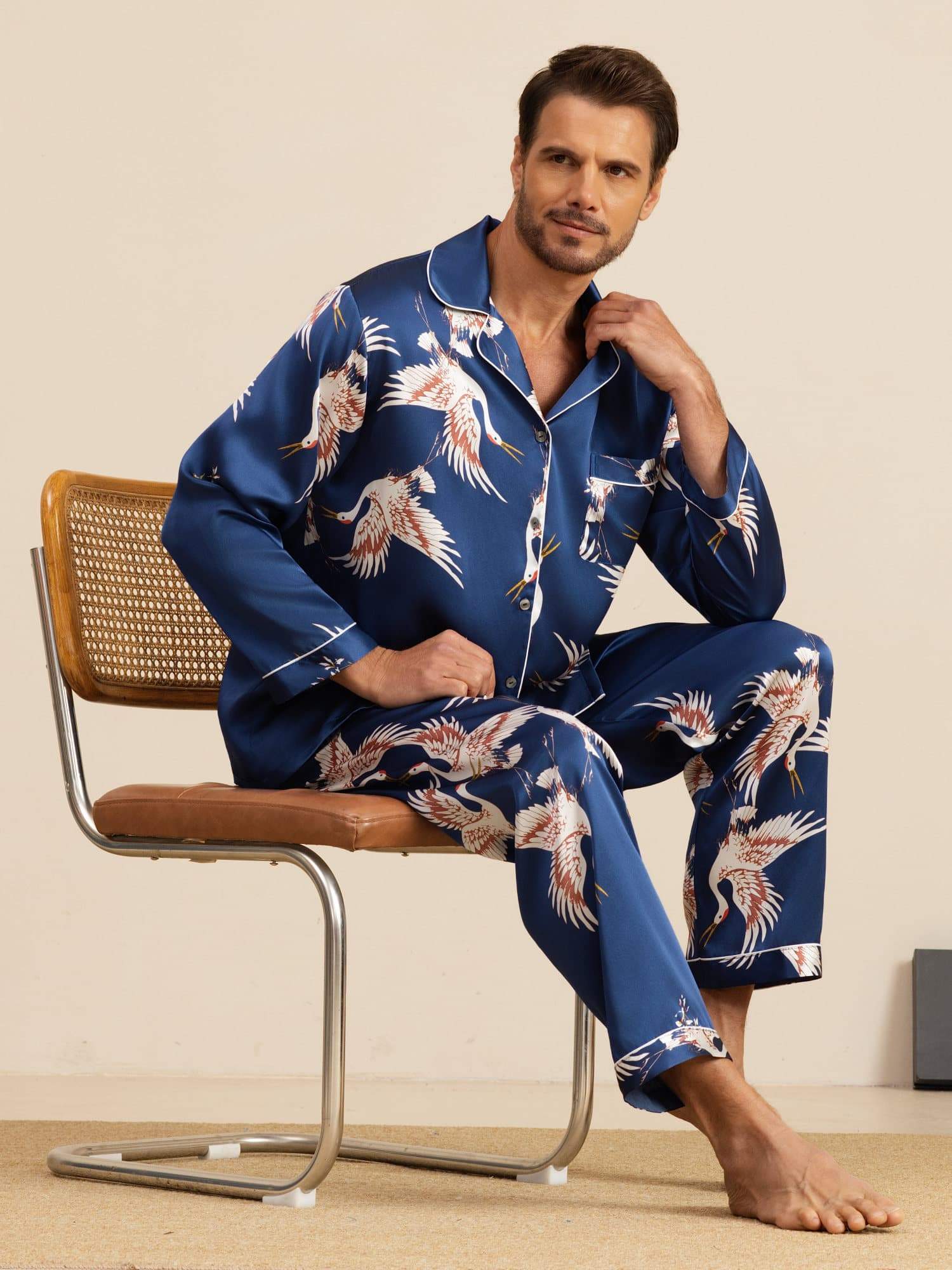 19Momme Reiner Seiden Herren Kranichdruck Langarm Notch Kragen Pyjama Set