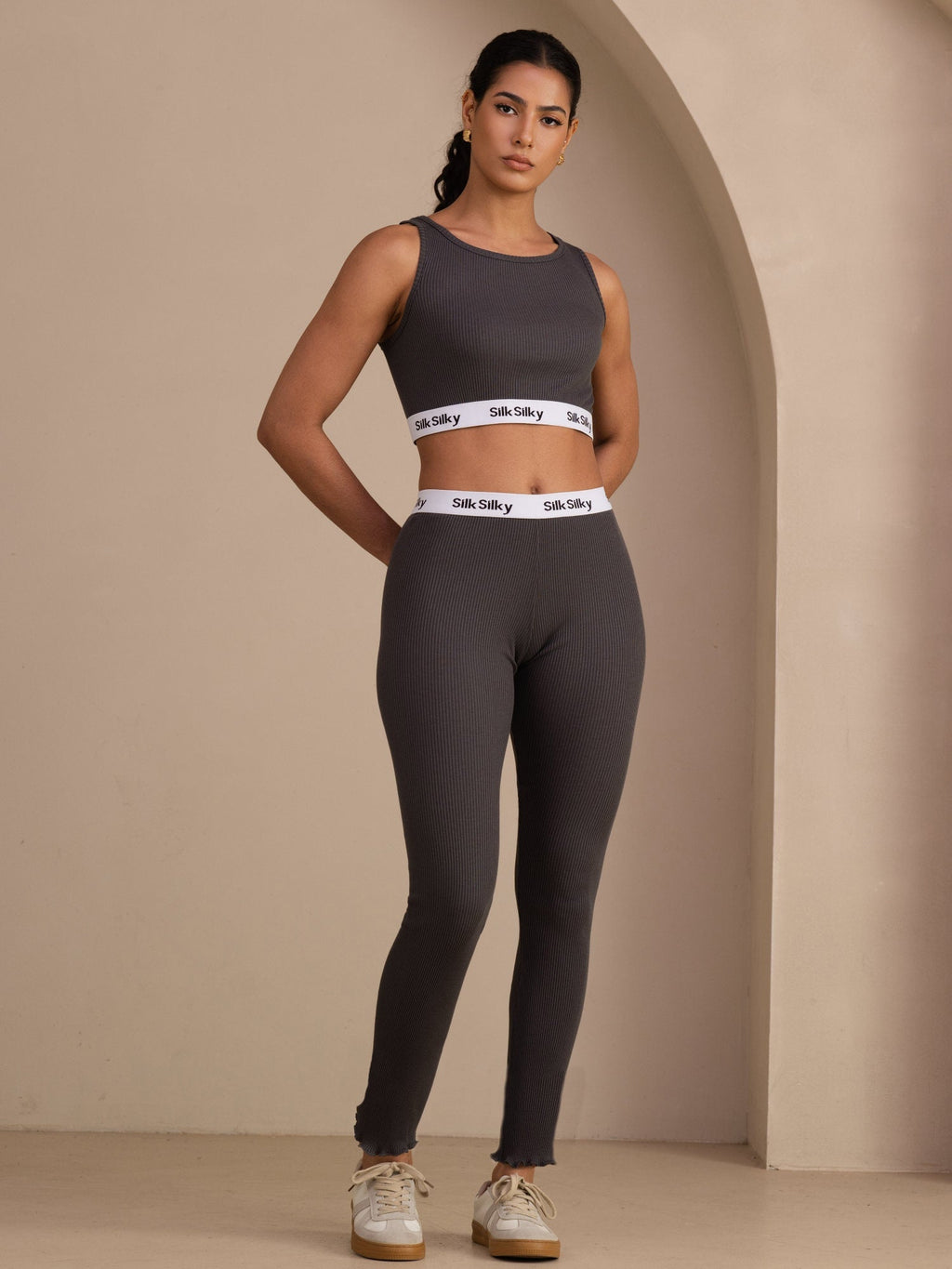 Seide Baumwolle Hochtaillierte Kordel Schlanke Jogger Hose Mit Seitentaschen