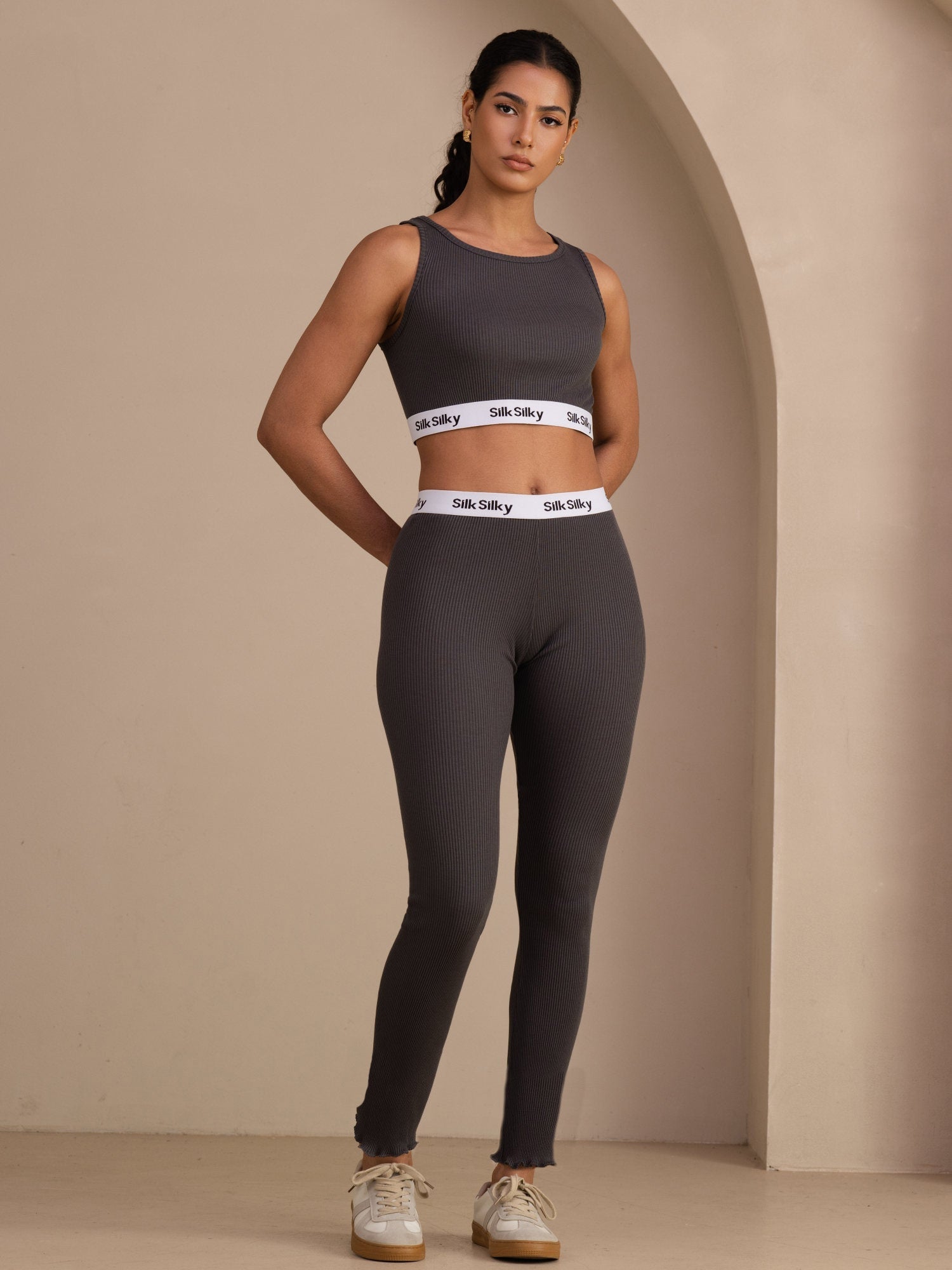 Seide Baumwolle Hochtaillierte Kordel Schlanke Jogger Hose Mit Seitentaschen