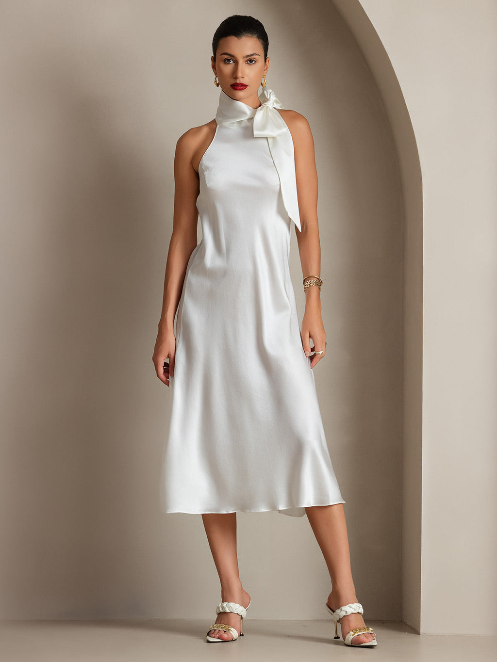 Clearance - 19Momme Seide Schleifenhals Kleid