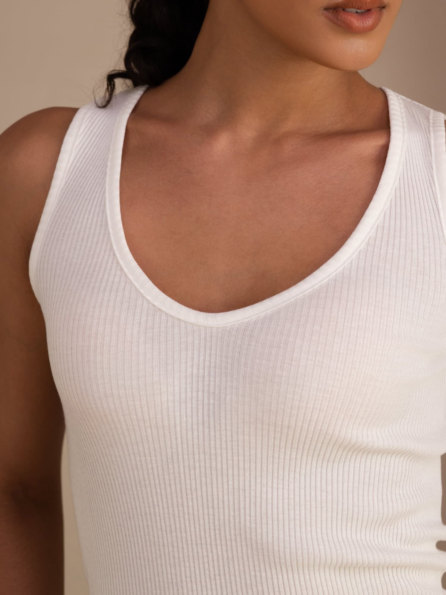Damen Tanktop Aus Seiden Baumwollmischung Mit Tiefem V Ausschnitt Und Ärmellosem Design