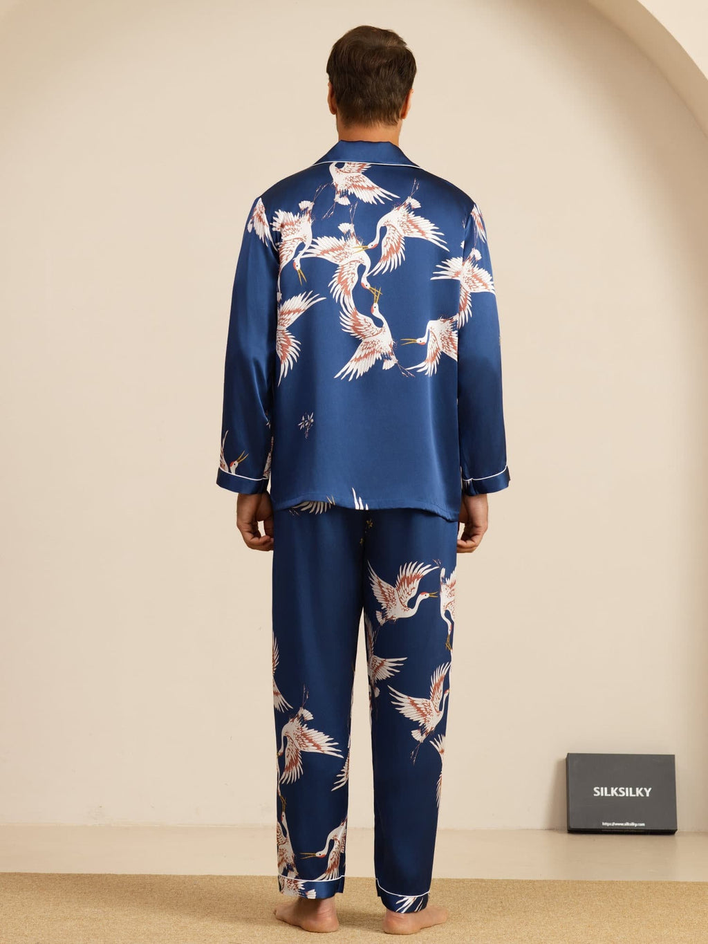 19Momme Reiner Seiden Herren Kranichdruck Langarm Notch Kragen Pyjama Set