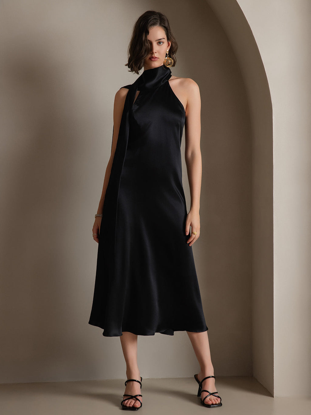 19Momme Seide Schleifenhals Kleid
