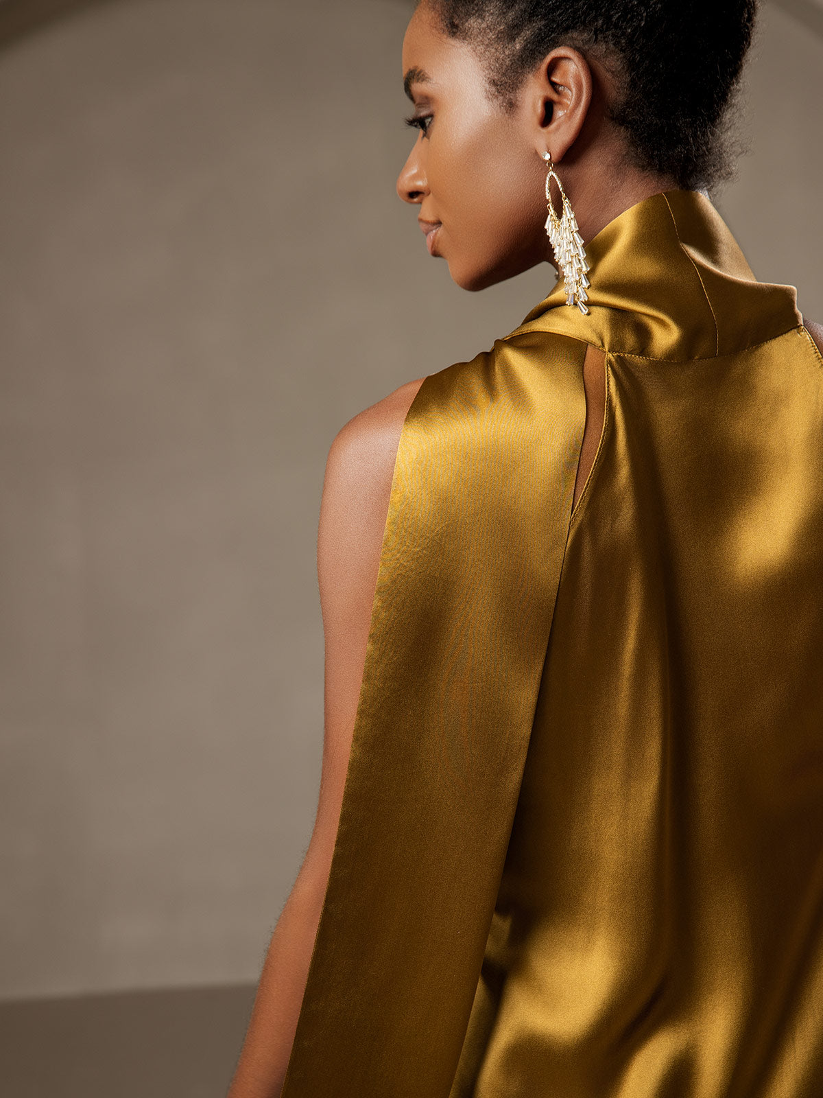 19Momme Seide Schleifenhals Kleid