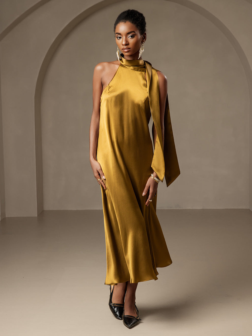 19Momme Seide Schleifenhals Kleid