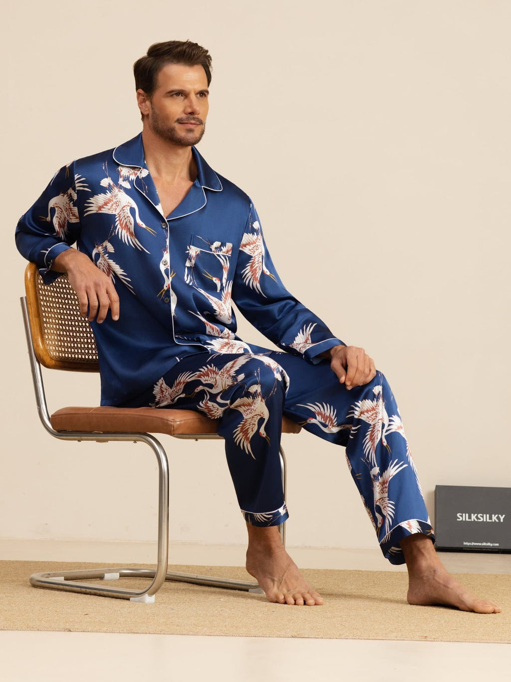 19Momme Reiner Seiden Herren Kranichdruck Langarm Notch Kragen Pyjama Set