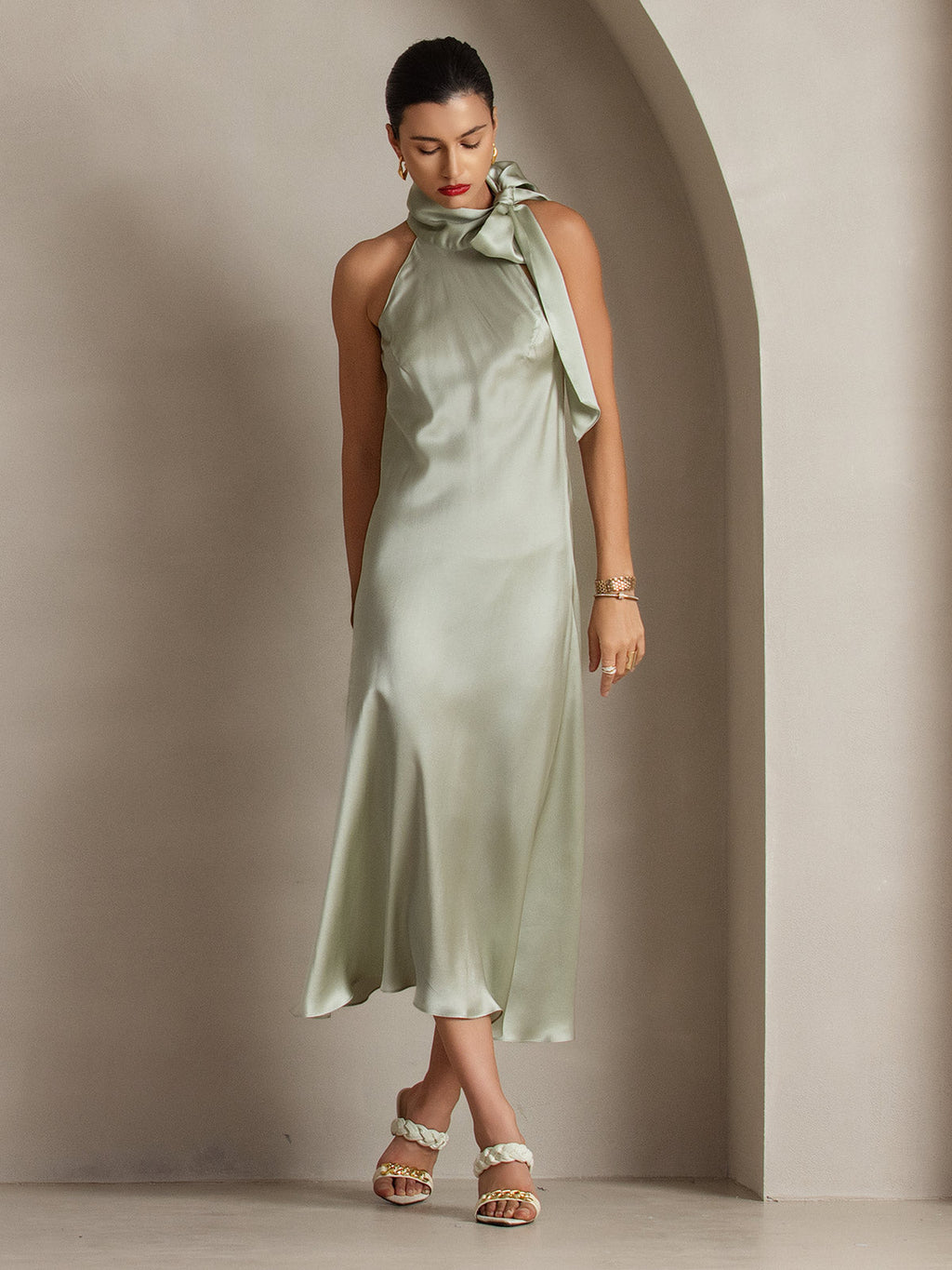 19Momme Seide Schleifenhals Kleid