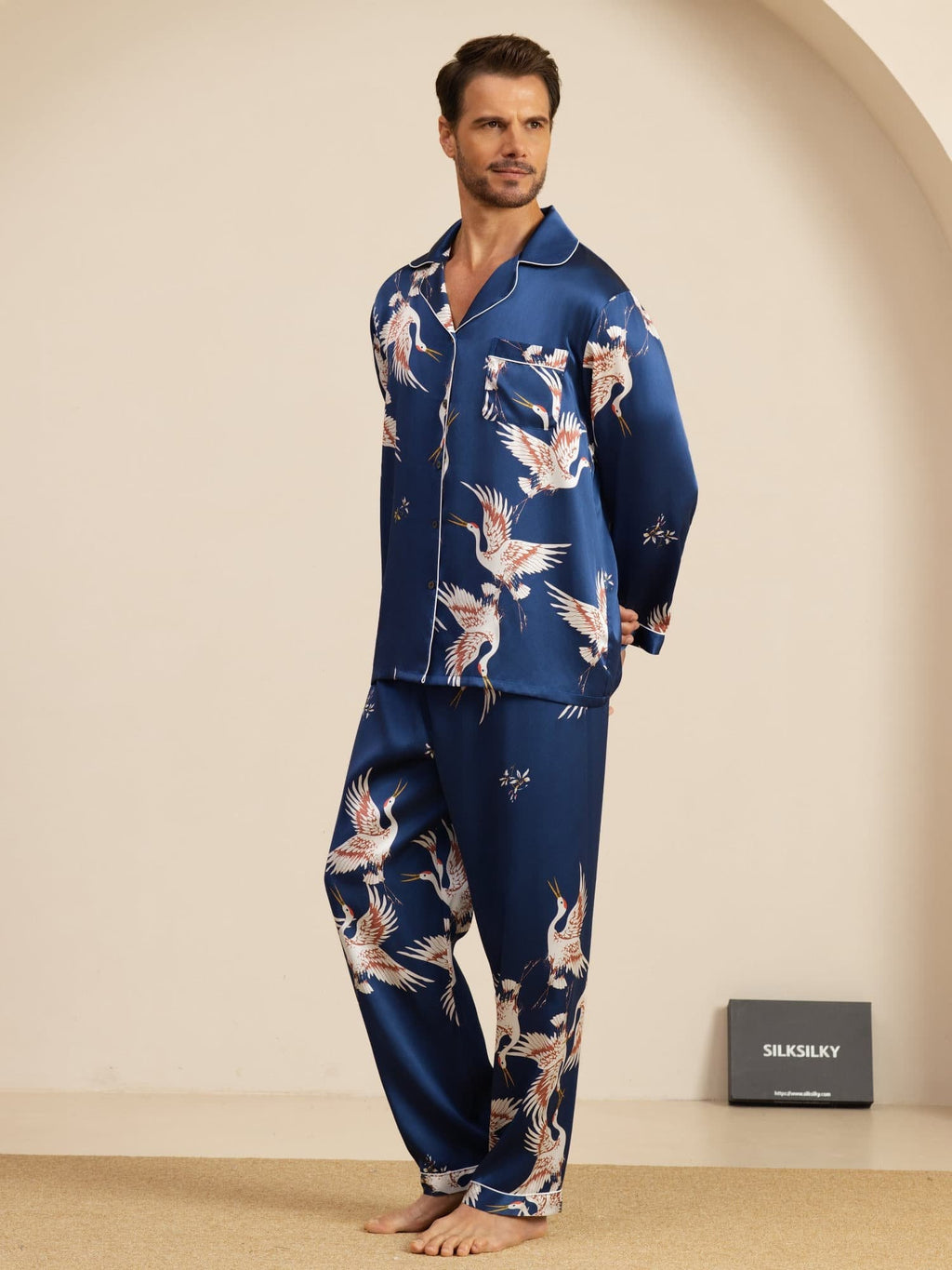 19Momme Reiner Seiden Herren Kranichdruck Langarm Notch Kragen Pyjama Set