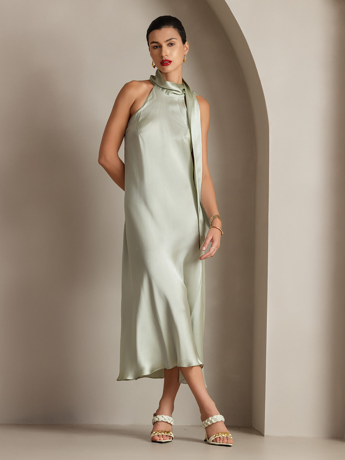 19Momme Seide Schleifenhals Kleid