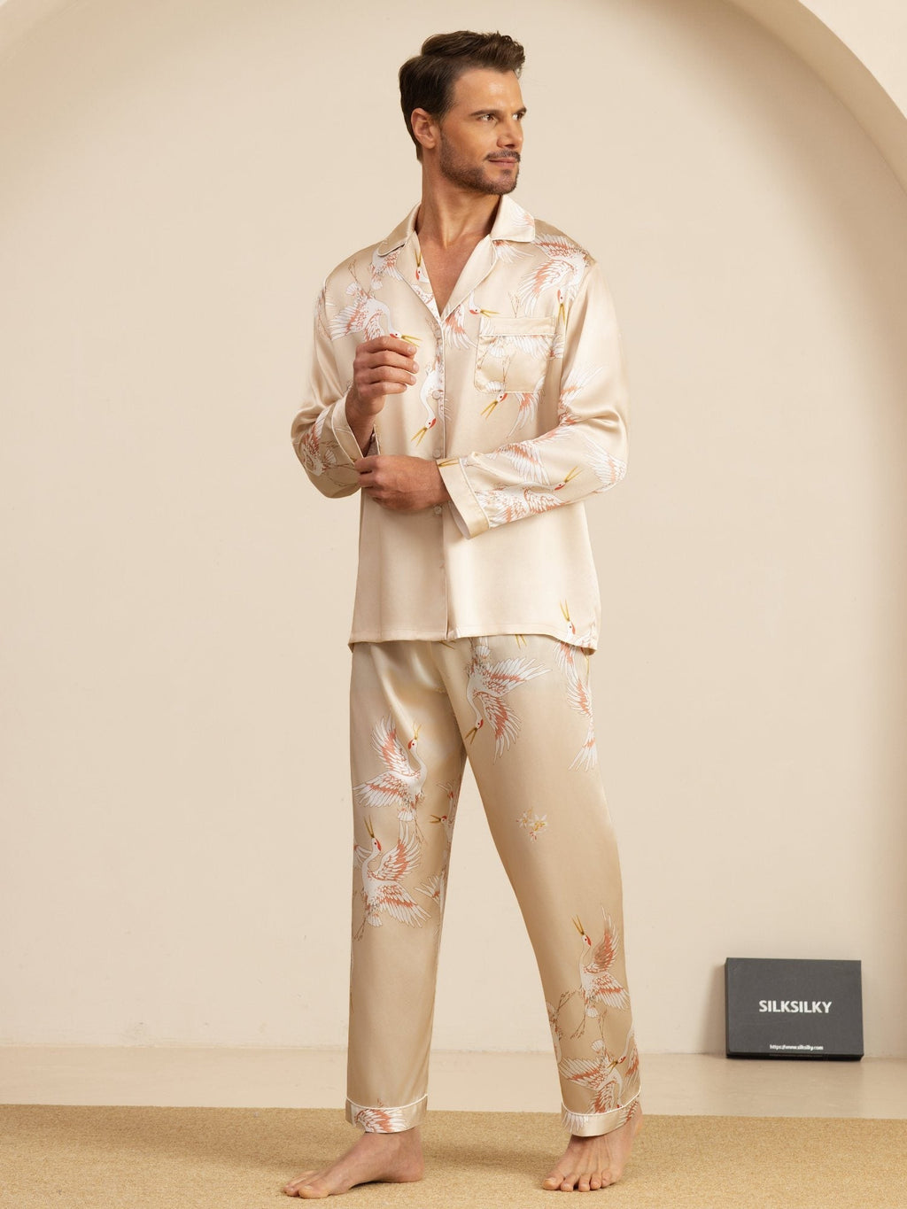 19Momme Reiner Seiden Herren Kranichdruck Langarm Notch Kragen Pyjama Set